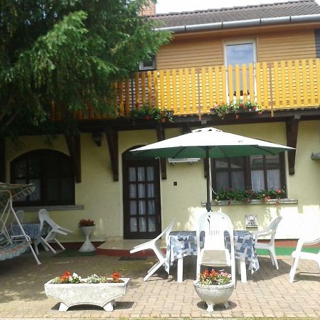 Sarkadi Apartman Hajduszoboszlo Bagian luar foto