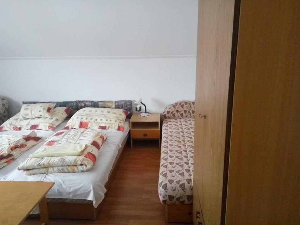 Sarkadi Apartman Hajduszoboszlo Bagian luar foto