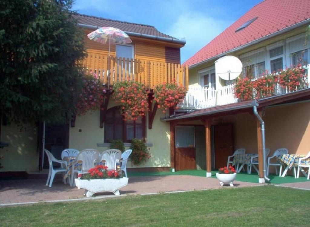 Sarkadi Apartman Hajduszoboszlo Bagian luar foto