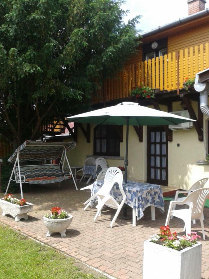 Sarkadi Apartman Hajduszoboszlo Bagian luar foto