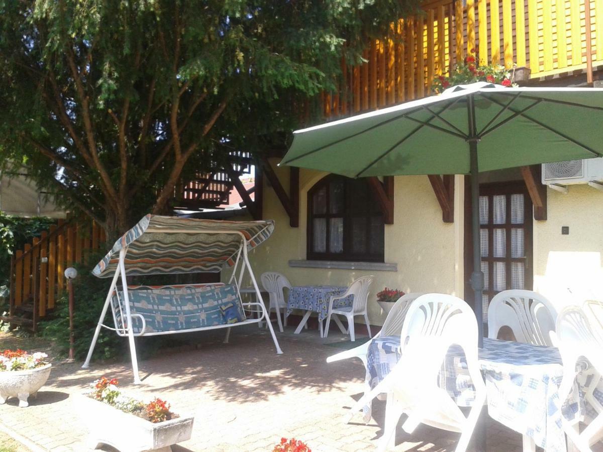 Sarkadi Apartman Hajduszoboszlo Bagian luar foto