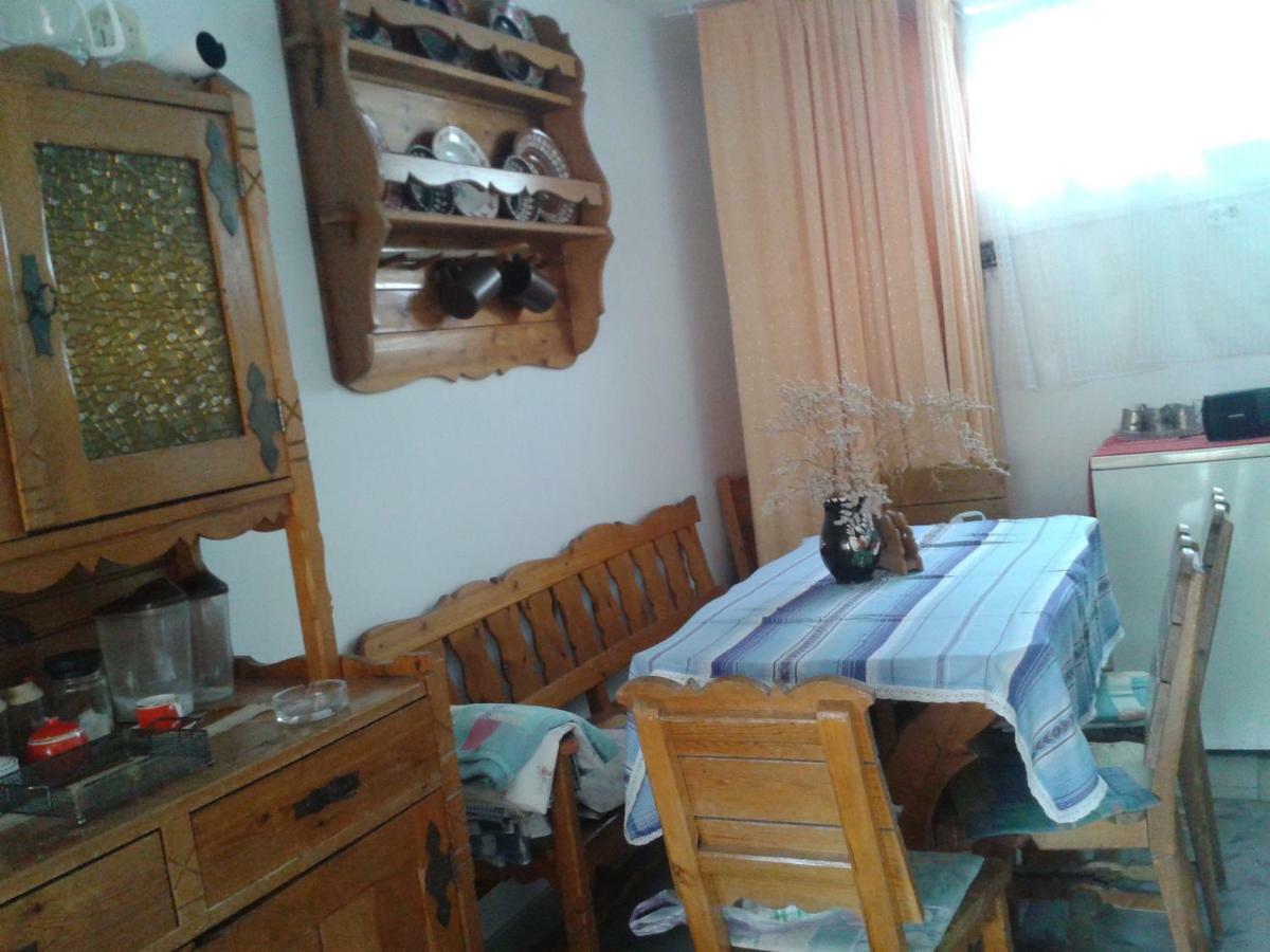 Sarkadi Apartman Hajduszoboszlo Bagian luar foto