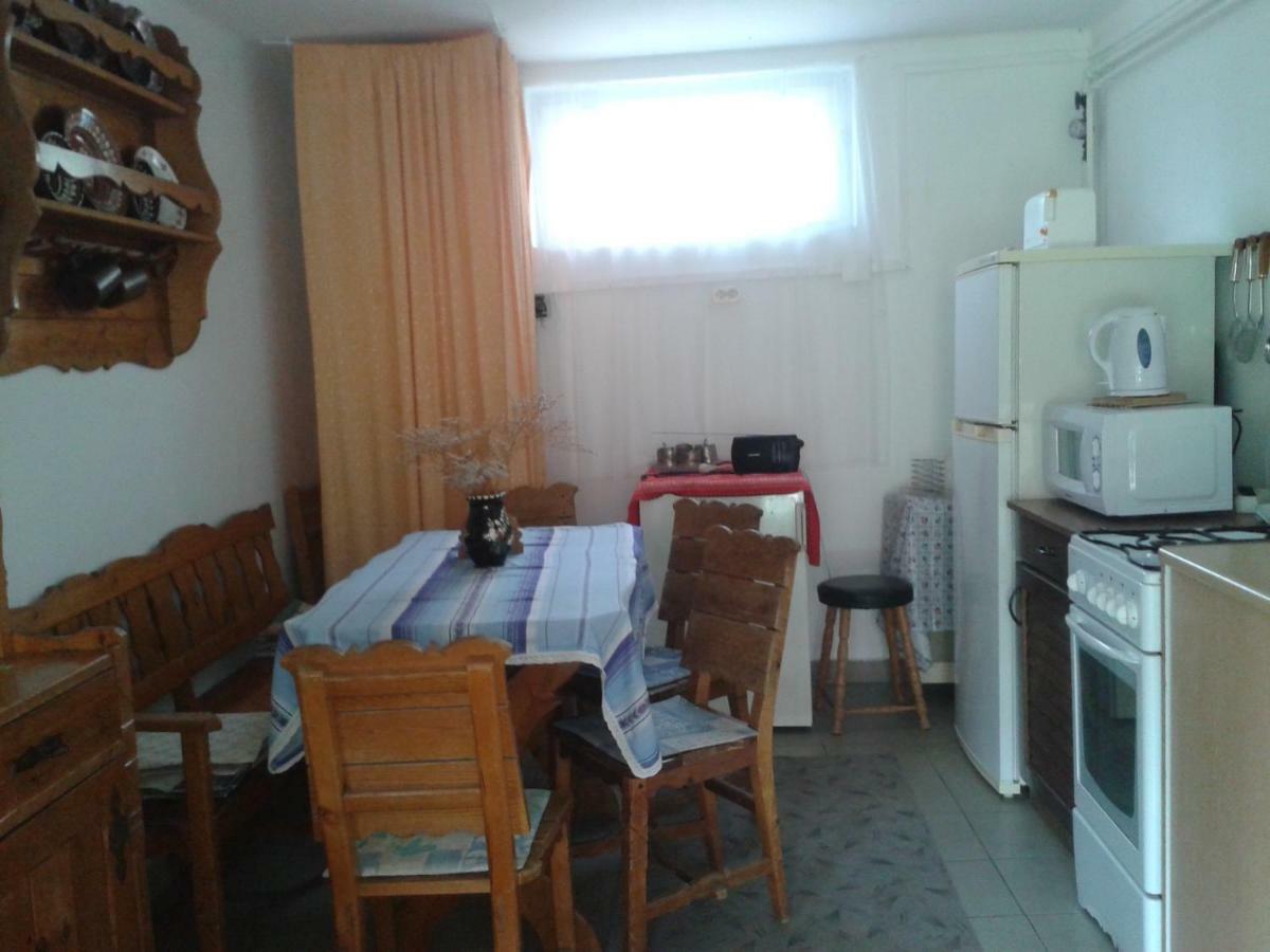 Sarkadi Apartman Hajduszoboszlo Bagian luar foto